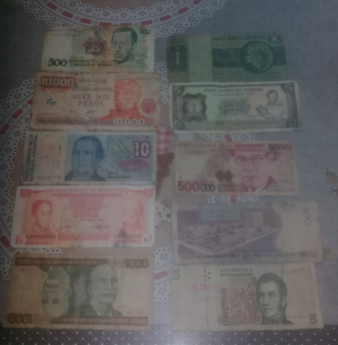 Tenho moedas antiga pra vender