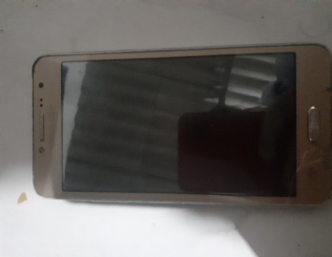 Celular Samsung j2